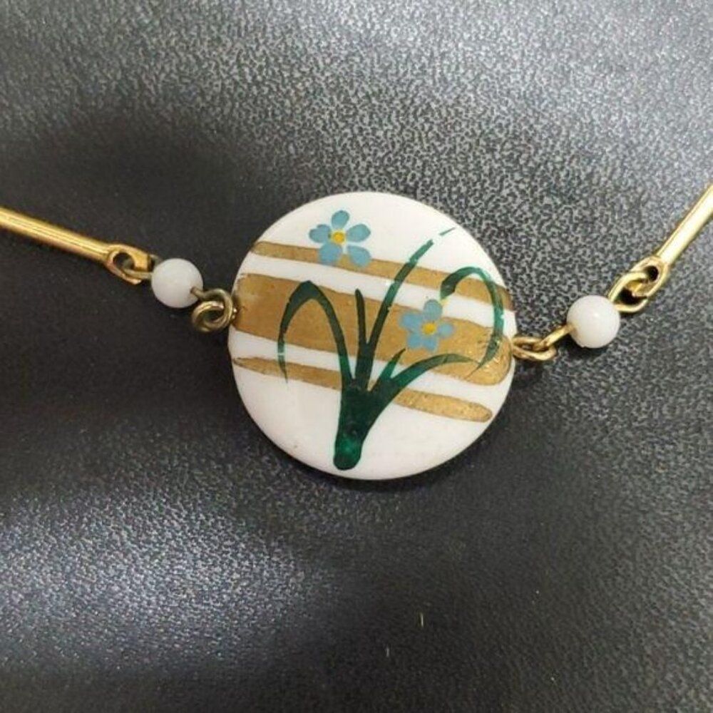 Vintage gold tone flower necklace 18" - Picture 5 of 10
